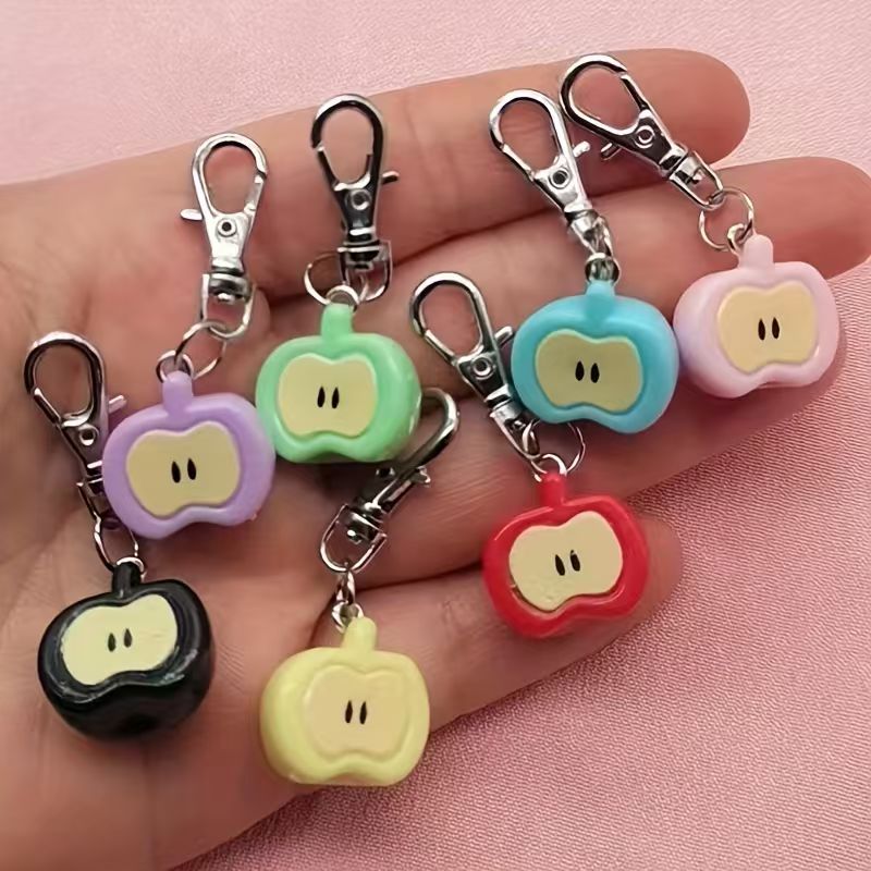 Phone Accessories - พวงกุญแจเรซินรูปแอปเปิ้ล 7 ชิ้น เหมาะสำหรับตกแต่งกระเป๋าและโทรศัพท์ เป็นตัวเลือกที่ดีที่สุดสำหรับของขวัญ